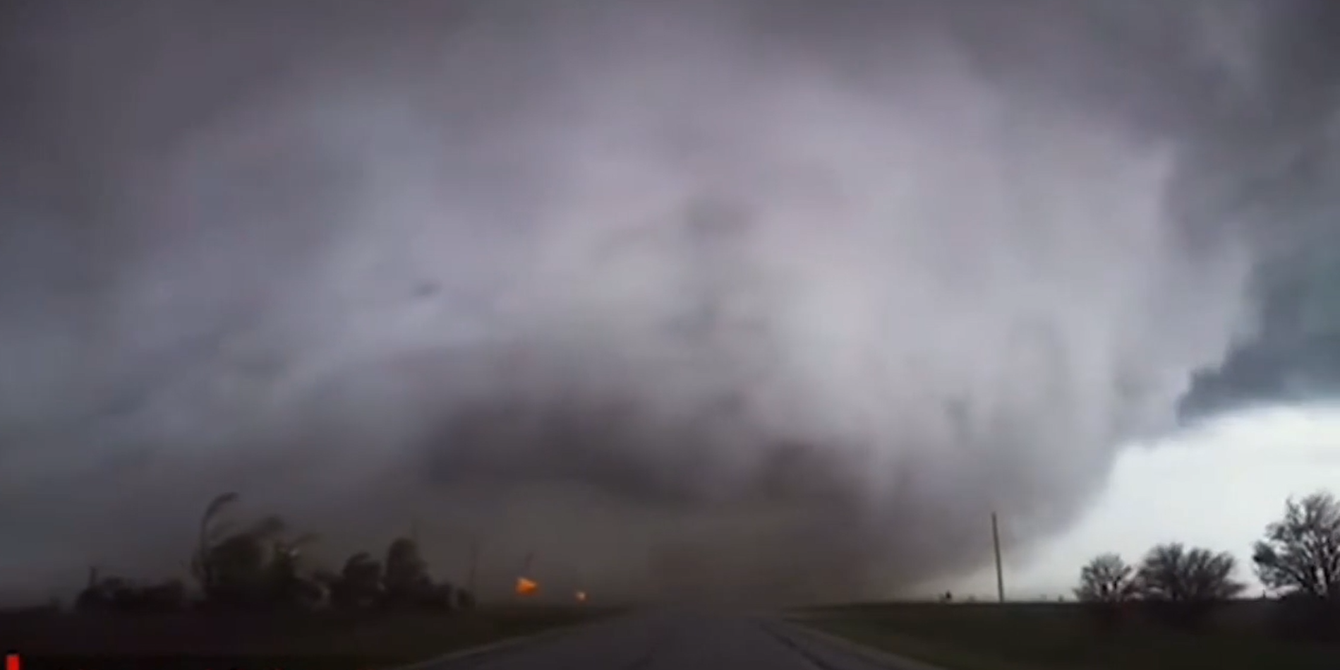 The Largest Tornado Ever Recorded.