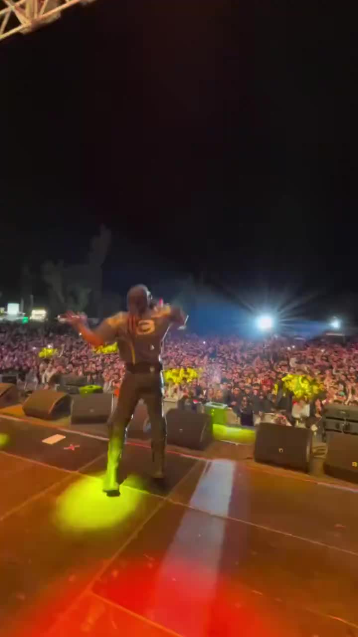 Offset performs in front of thousands in Romania