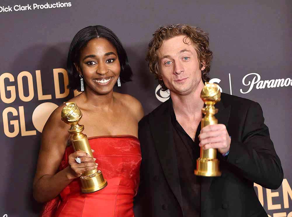 Ayo Edebiri & Jeremy Allen White Are Too Close For Comfort