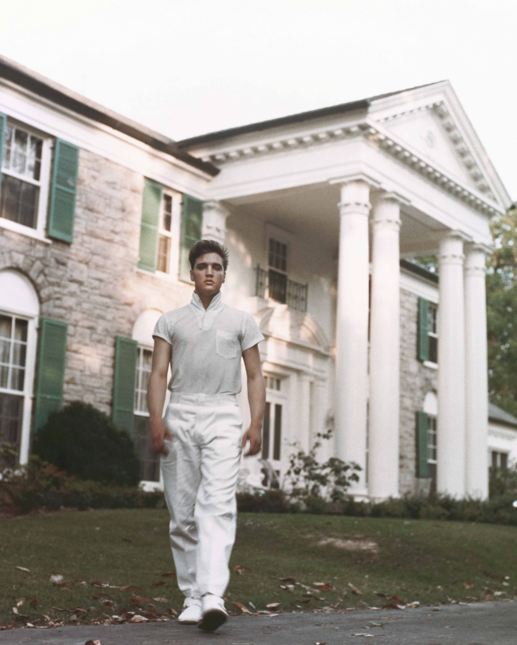 Elvis Presley’s Granddaughter Files Lawsuit to Block Graceland Foreclosure Auction