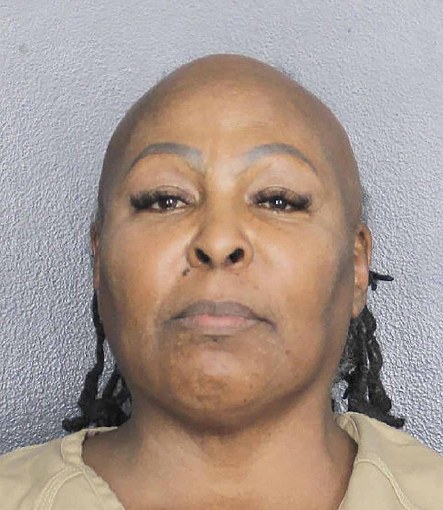 Bond set at 0K for Sean Kingston’s mom. He awaits extradition