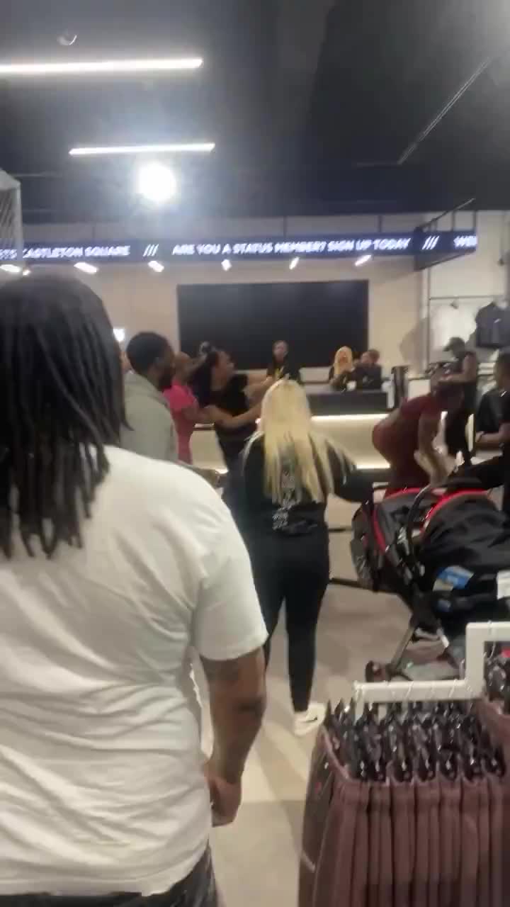 Fight breaks out at The JD’s Sports Store in Castleton Mall