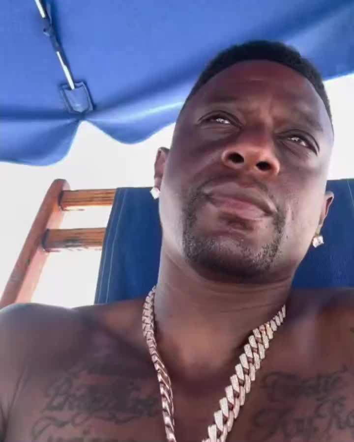 Lil Boosie gets emotional talking about his dad, who passed away when he was 15