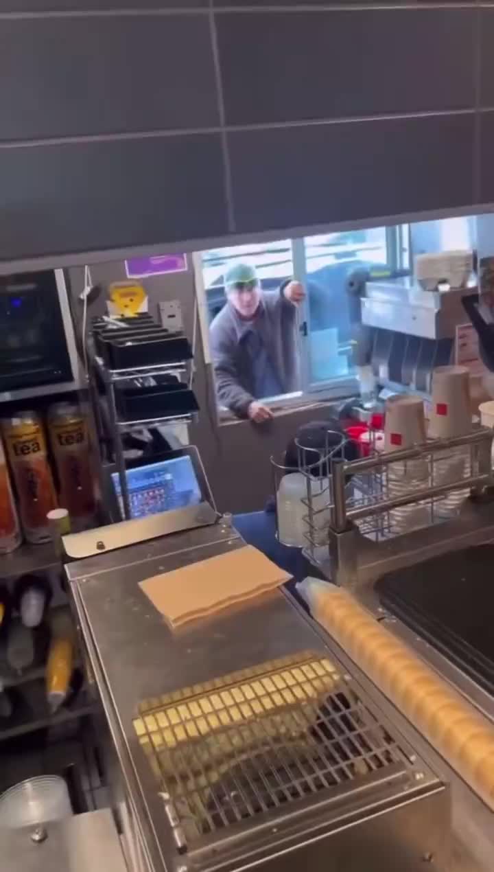 Customer loses it at McDonald’s drive thru window