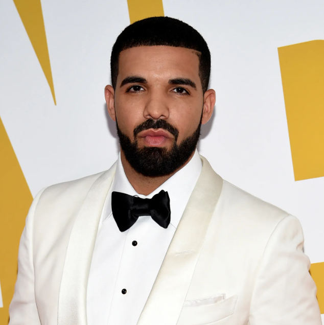 Drake Faces Lawsuit From Jacket Brand Members Only Over Tour Merch