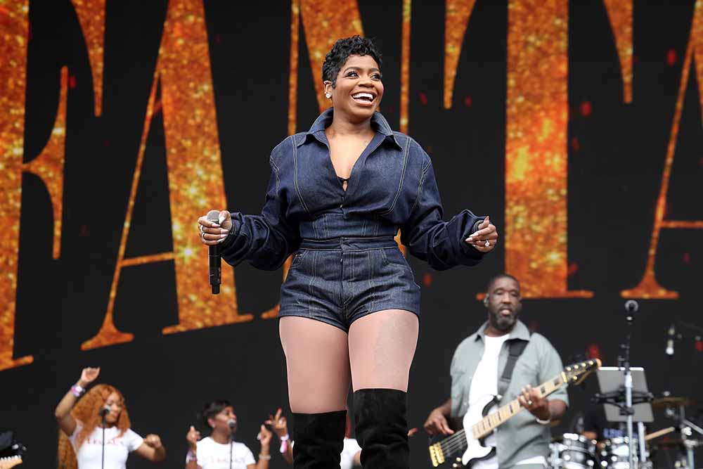 Fantasia Receives Key to the City of High Point, NC