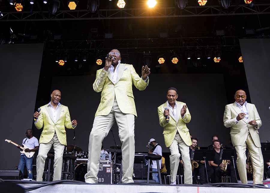 Four Tops Singer Sues Hospital for Ordering Psych Eval