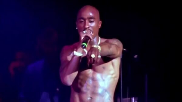 2Pac Never Call U B*tch Again (Live) (House of Blues Sunset, July 4, 1996)