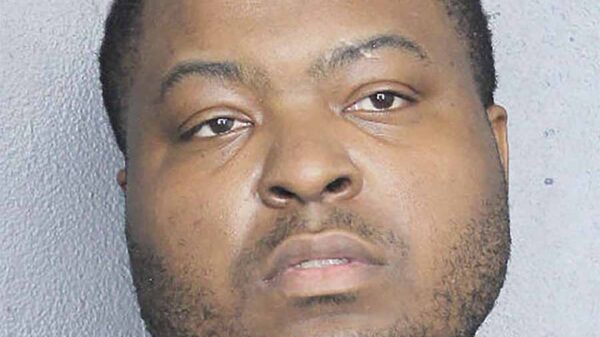 Sean Kingston extradited to Florida, mugshot released