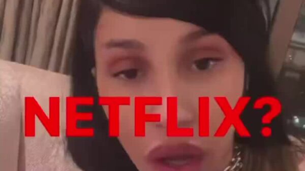 Cardi B wants to borrow a fans Netflix login after she forgot hers while overseas