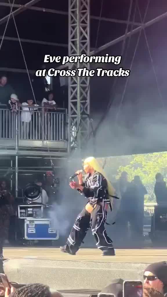 Eve performs "Gangsta Lovin'" at Cross the Tracks music festival in London