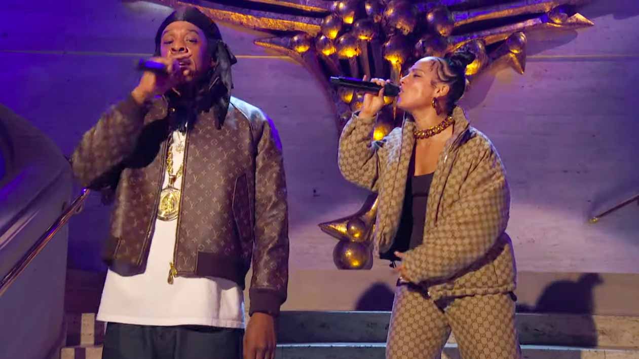 Jay-Z’s pre-taped Tony Awards duet with Alicia Keys fuels rumor that he & Beyonce are in hiding