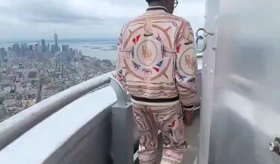 50 Cent, Michael Rainey Jr & Gianni Paolo on top of the Empire State Building