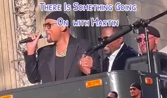 Fans are concerned about Martin Lawrence after this video goes viral