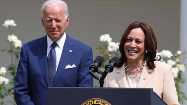 Democrats working behind scenes to replace Joe with Kamala?