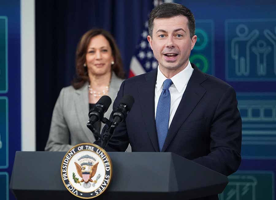 Pete Buttigieg Leads List of Kamala Harris’ VP Picks