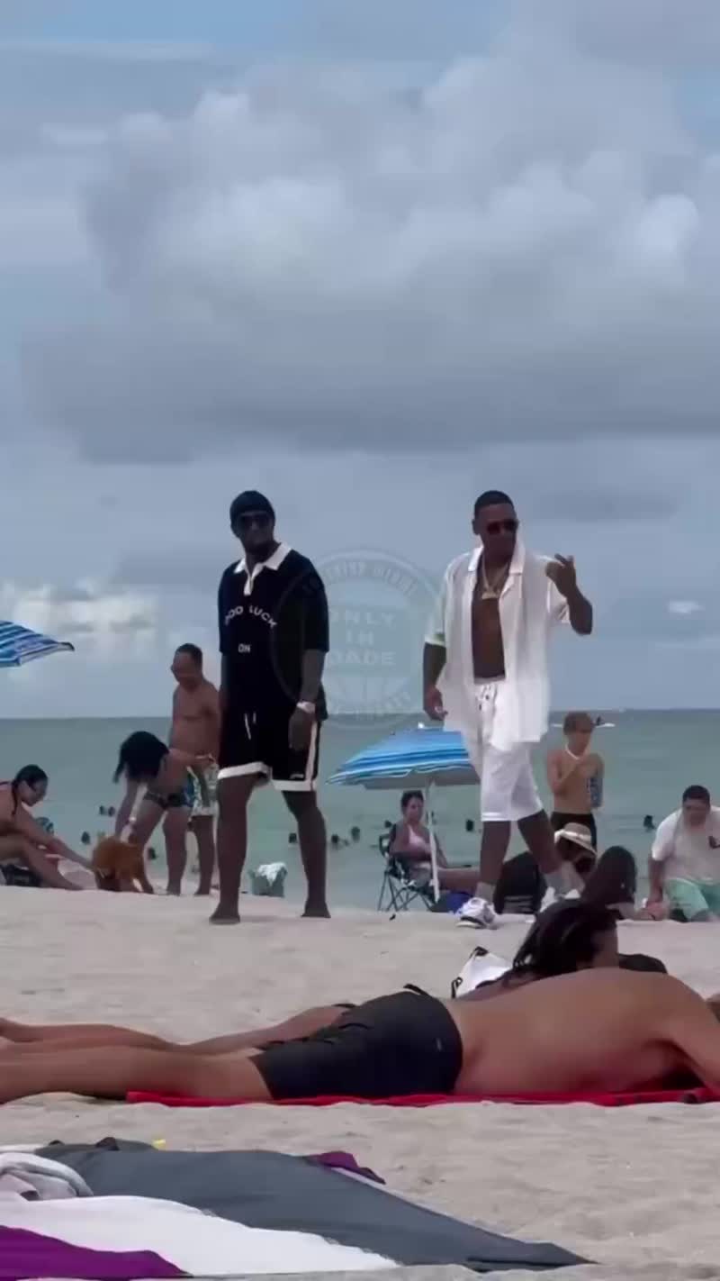 Diddy spotted at South Beach