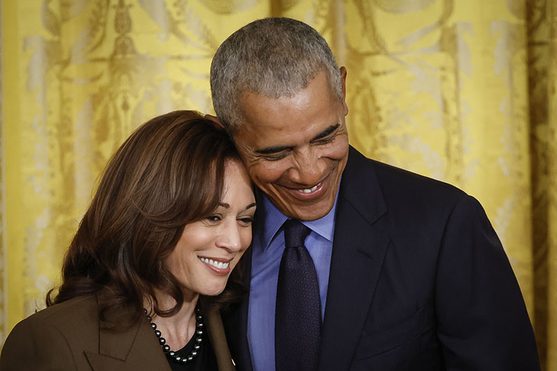 This DNC Photo of Kamala Harris Has Everyone Talking