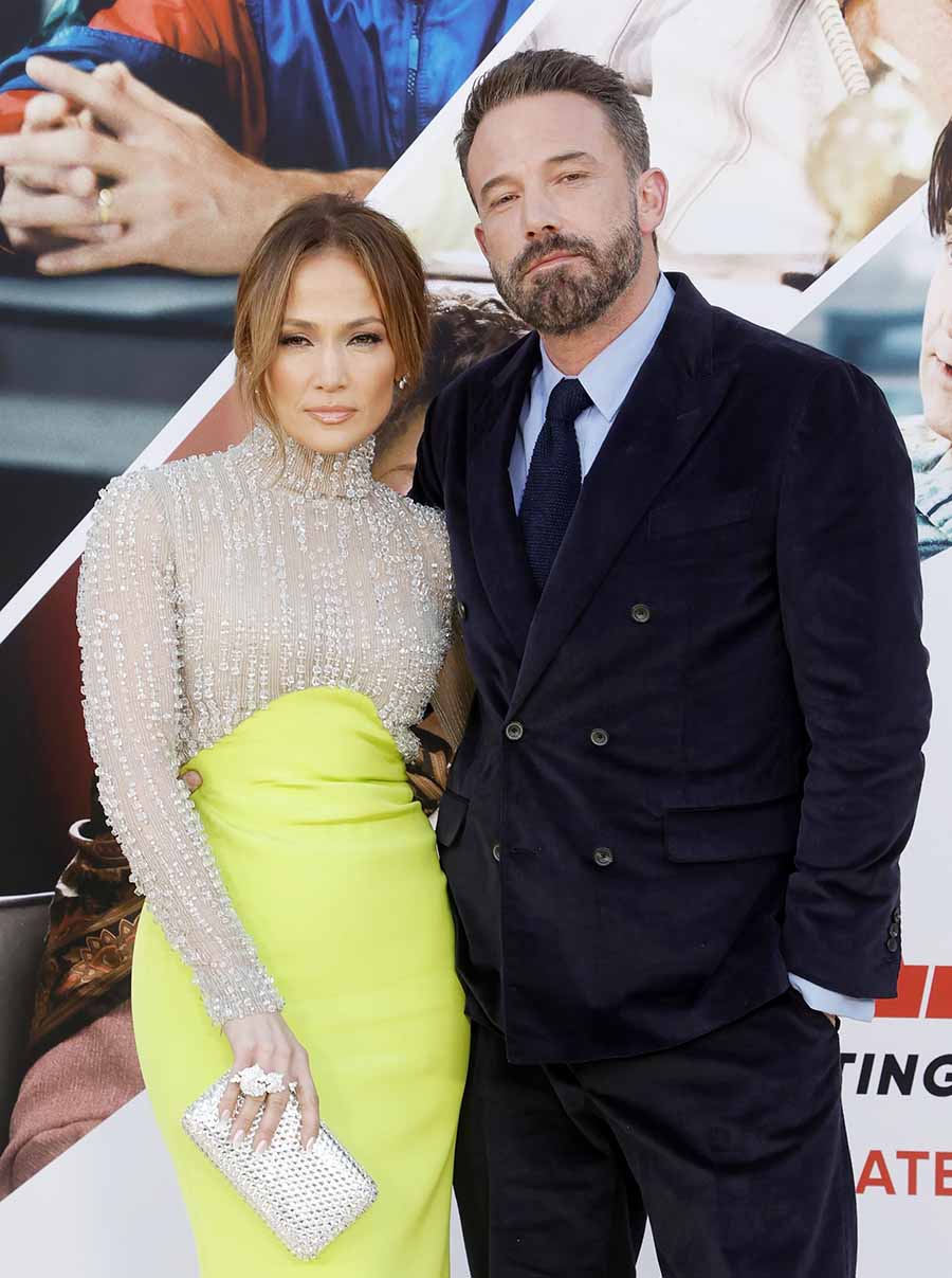 Jennifer Lopez Files for Divorce From Ben Affleck