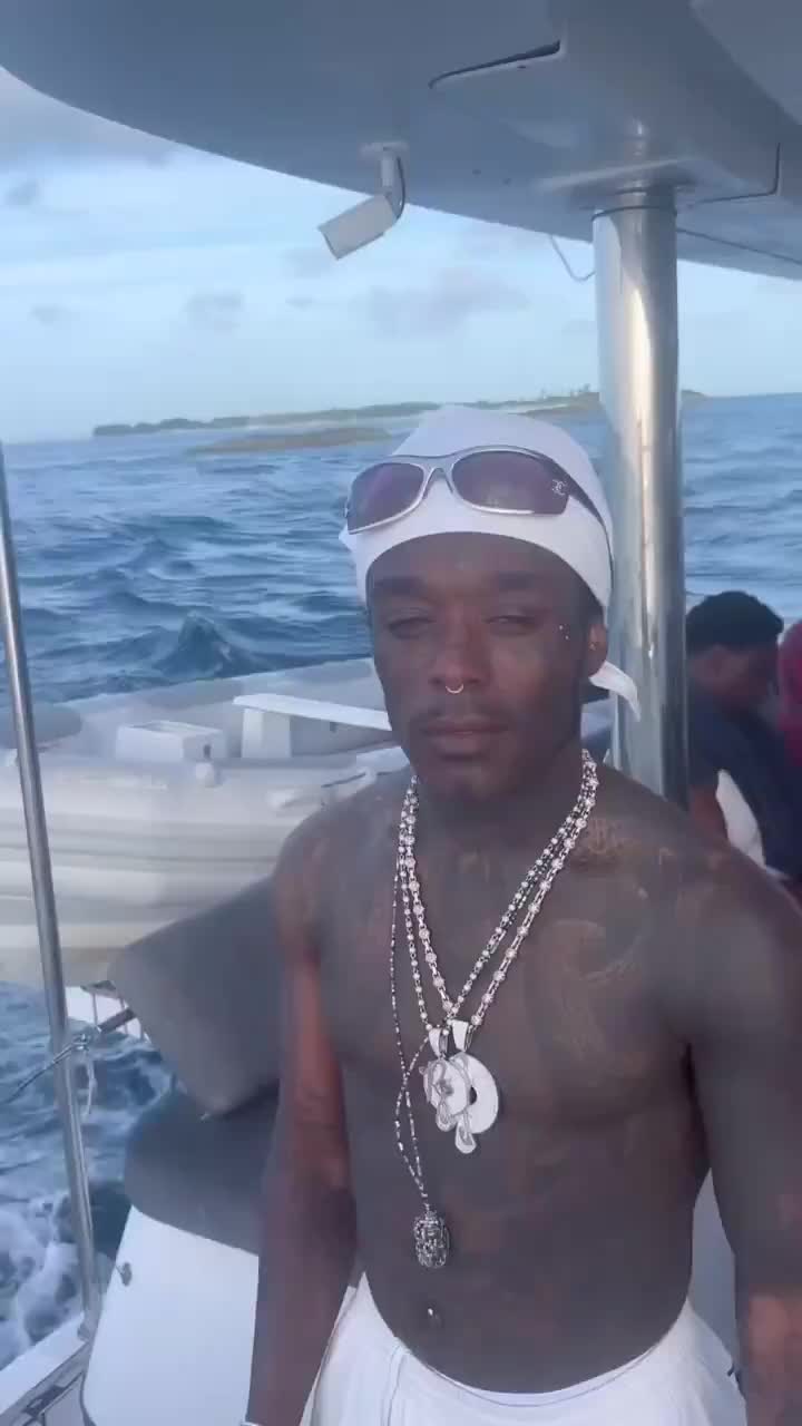 Lil Uzi Vert and JT out in the Bahamas