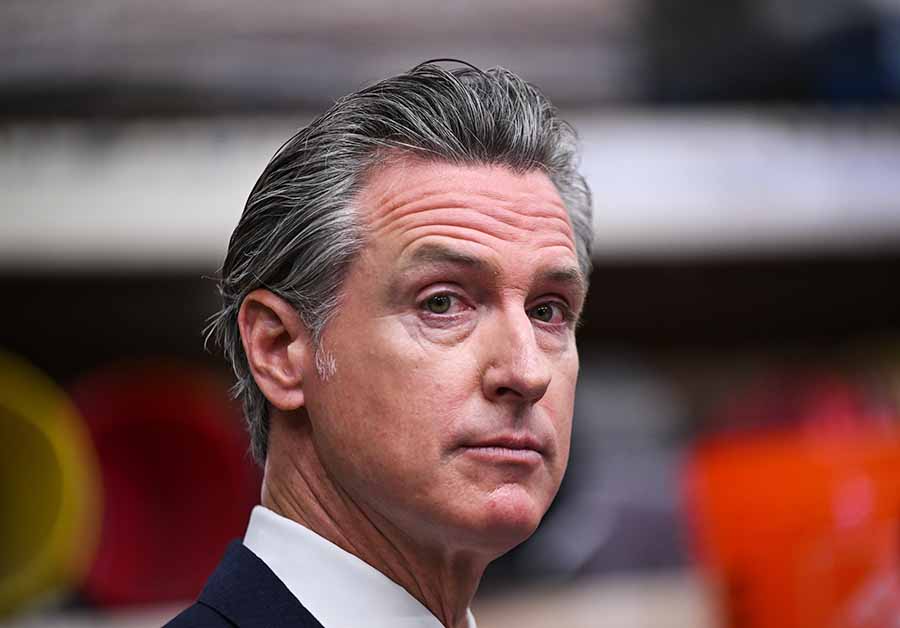 Gov Newsom Vetoes Bill That Would Have Given 0K Loans to Migrants