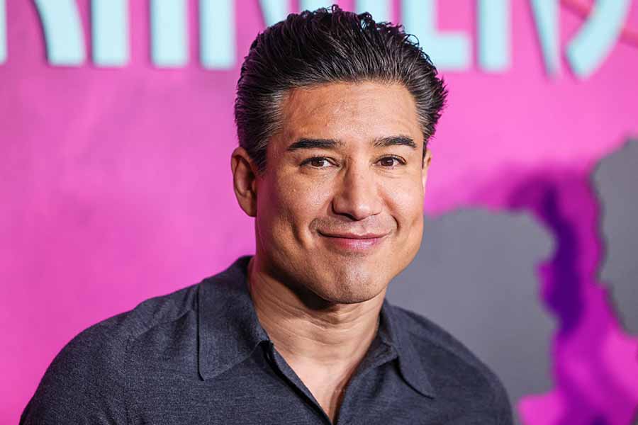 Mario Lopez shares study that shows celebrity-obsessed fans are ‘less intelligent’