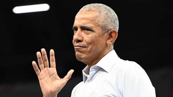 Barack Obama raps lyrics to Eminem’s ‘Lose Yourself’ at Detroit rally