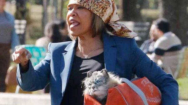 Open Post: Regina King is Unrecognizable On Set of ‘Caught Stealing’