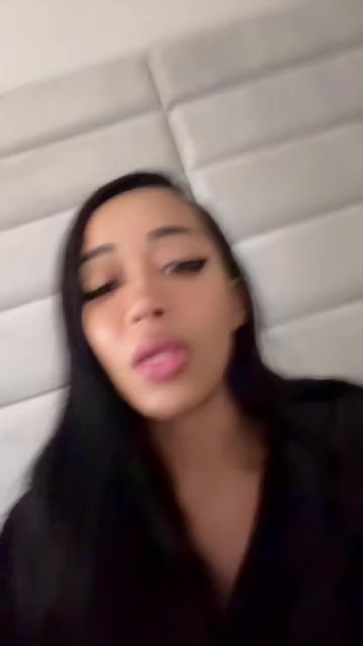 IG model had Future crashing out on the phone after she exposed their alleged 5+ year relationship