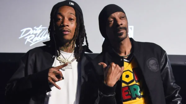 WATCH: Wiz Khalifa Is Responsible For Snoop Dogg’s Kids Getting High For The First Time