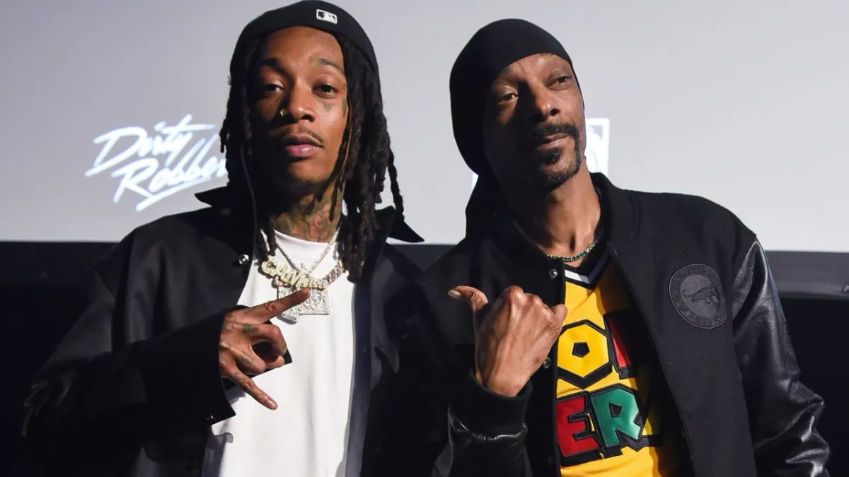 WATCH: Wiz Khalifa Is Responsible For Snoop Dogg’s Kids Getting High For The First Time