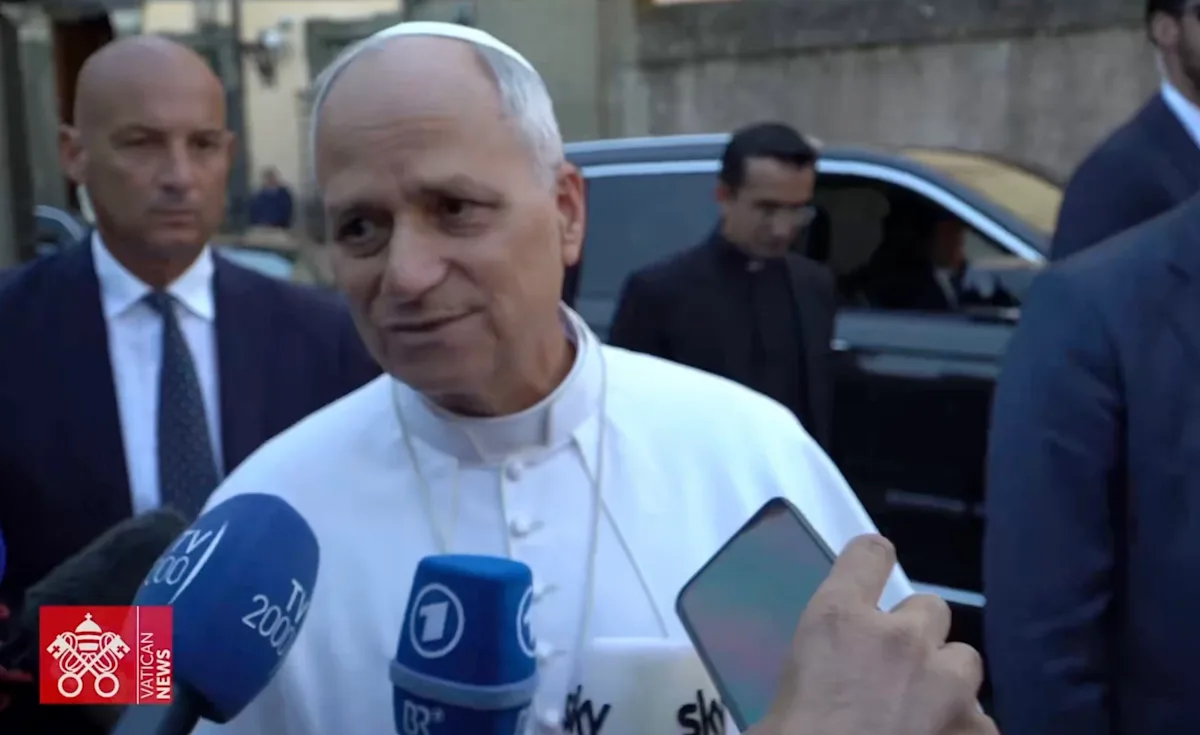 VIDEO: Pope Leo XIV Shuts Down Reporter Questioning Trump’s Decision to Send National Guard to Chicago